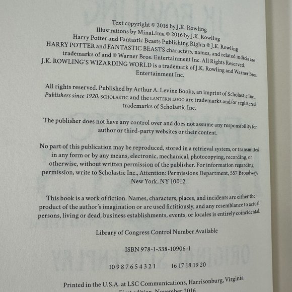 Fantastic Beasts and Where to Find Them: The Original Screenplay [Hardcover] - Picture 4 of 8